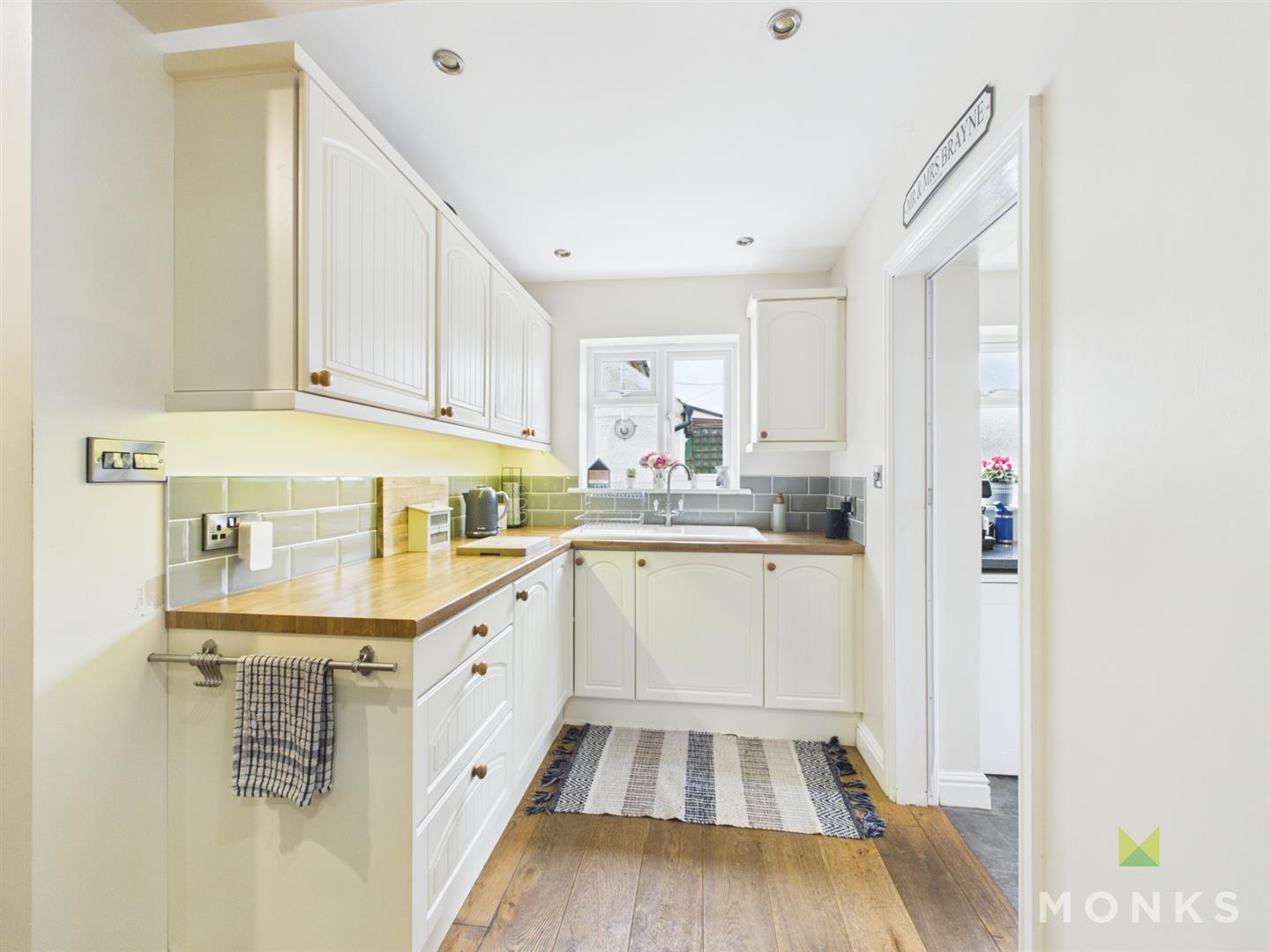 28 The Terraces, Oswestry, SY10 9NB For Sale